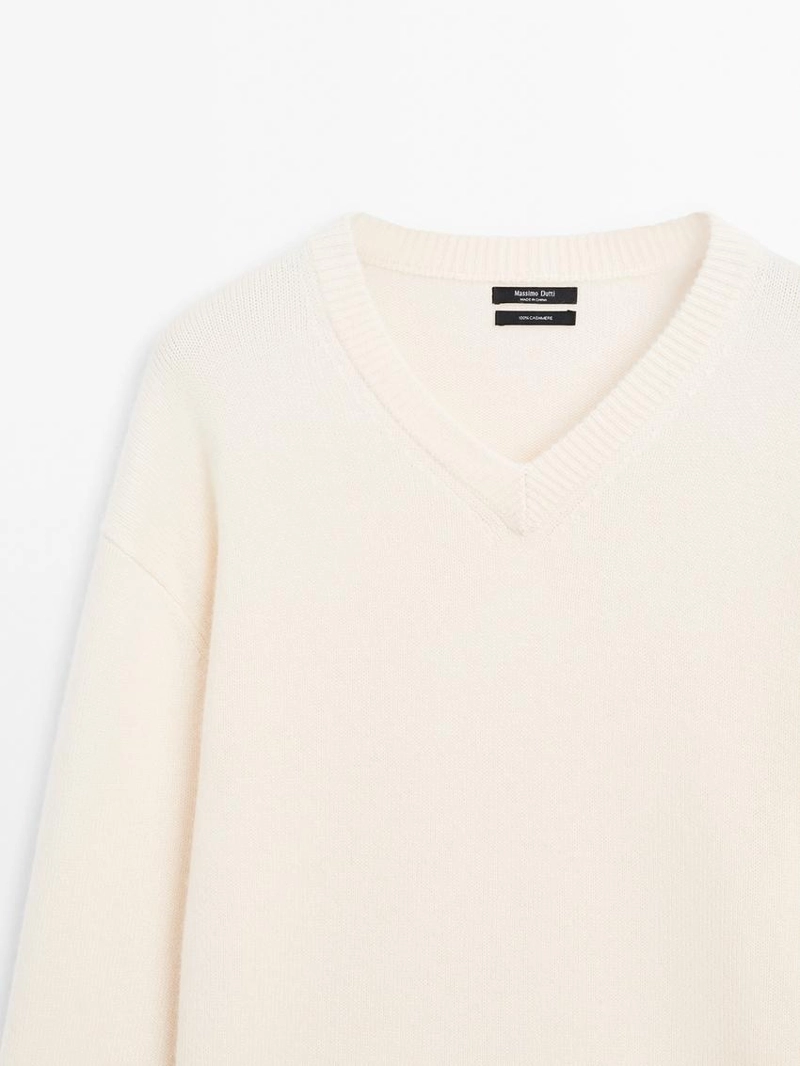 Свитер с v-образным вырезом из 100% кашемира