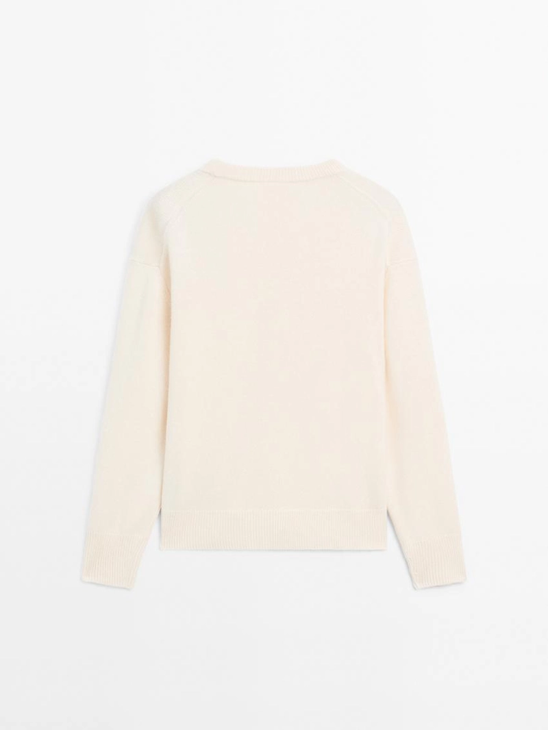 Свитер с v-образным вырезом из 100% кашемира