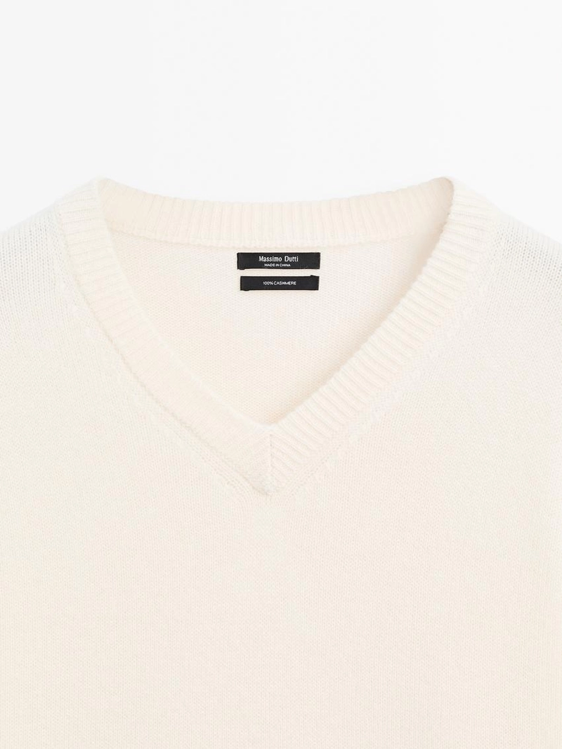 Свитер с v-образным вырезом из 100% кашемира