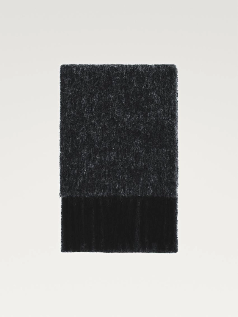 Шарф из альпакиевой смеси с бахромой