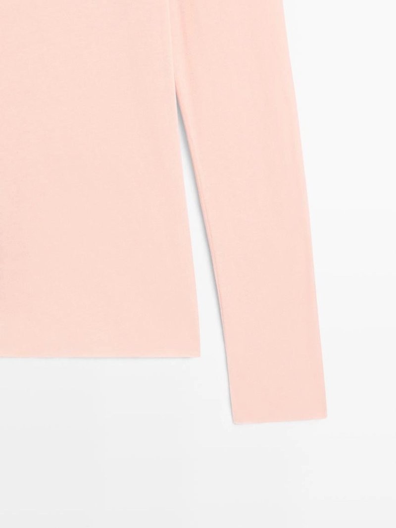 Легкая футболка с длинным рукавом