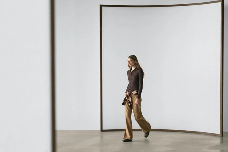 Поло-футболка с наплечниками