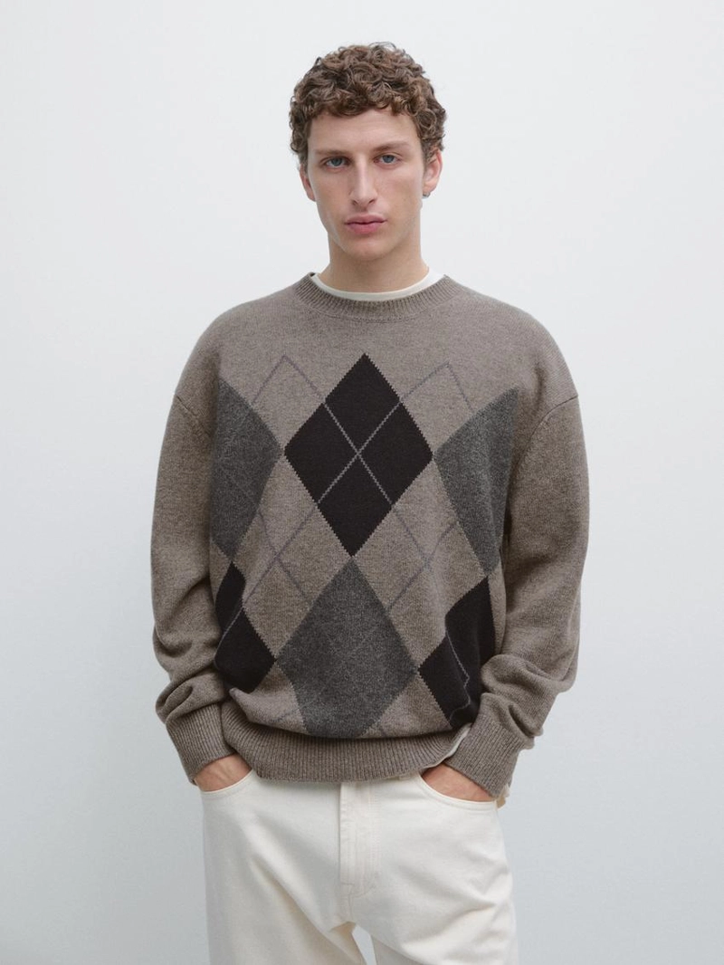 Свитер из шерстяной смеси с круглым вырезом