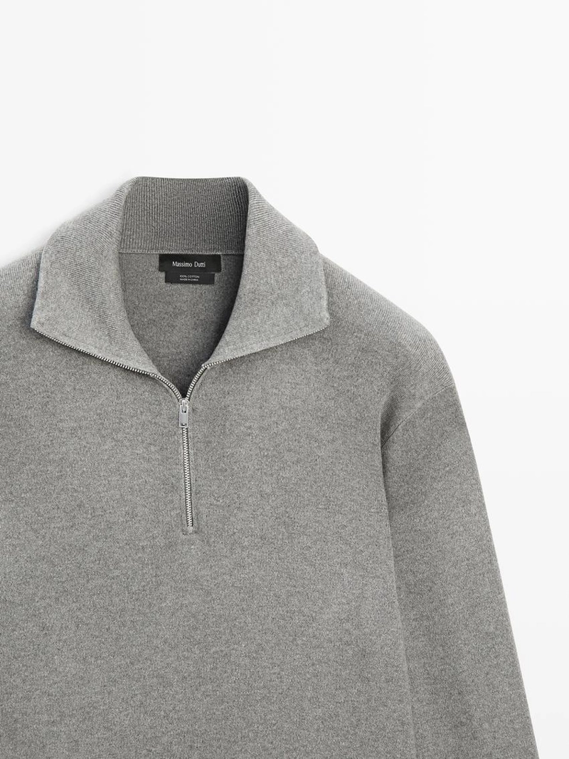 Трикотажный свитер с высоким воротником и молнией massimo dutti из хлопка