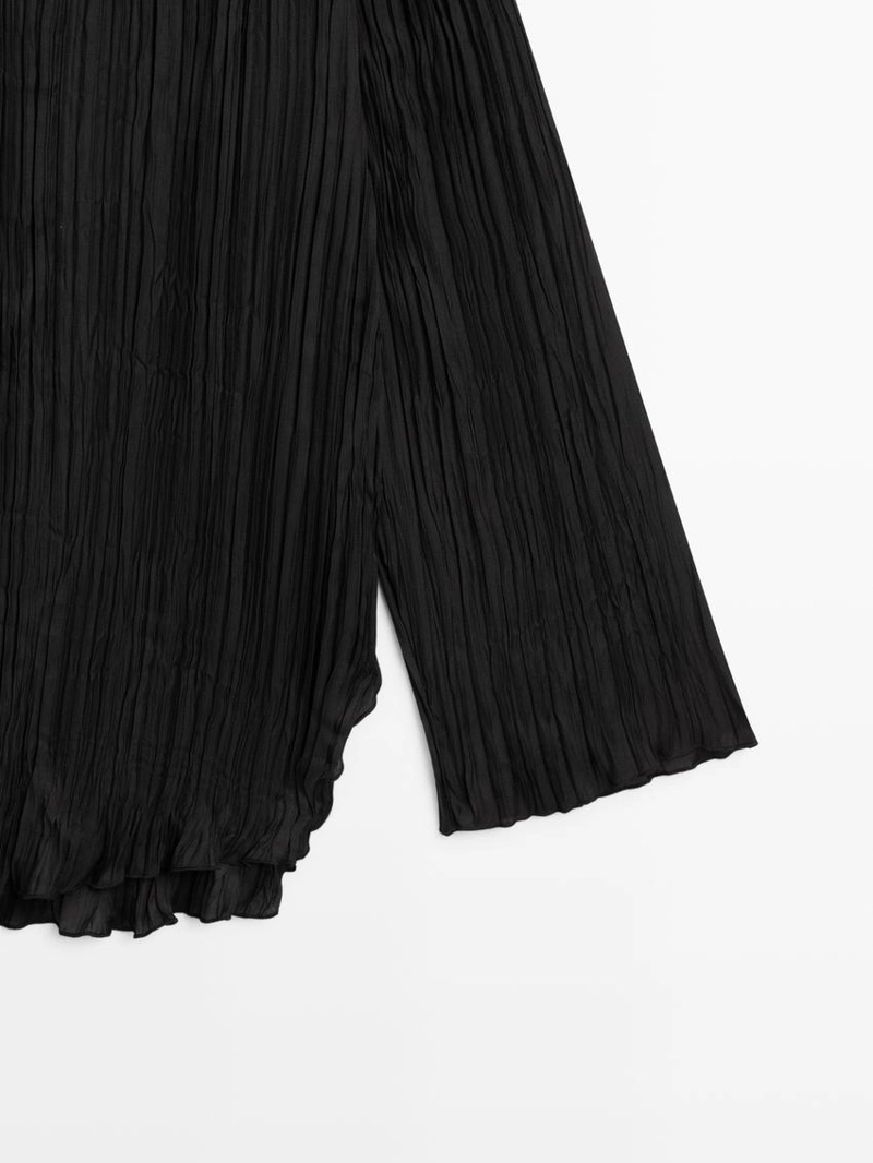 Рубашка с плиссировкой