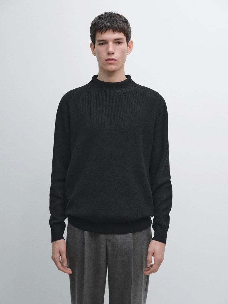 Вязанный свитер из хлопкового микса с мокрым воротником