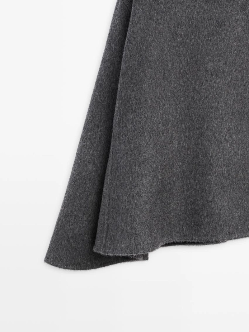 Пальто из шерсти с воротником рубашки