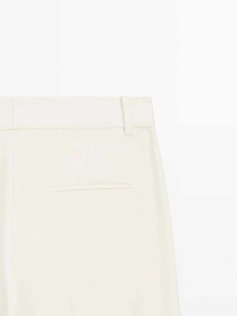 Брюки прямого кроя из легкого материала