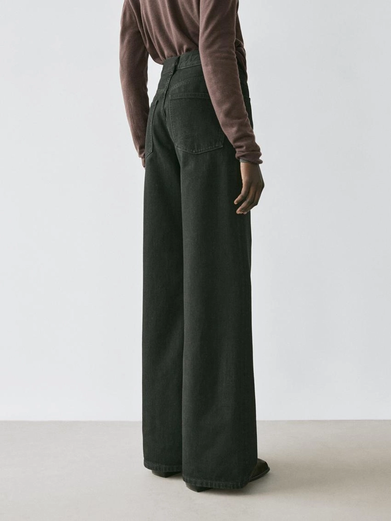 Джинсы прямого кроя