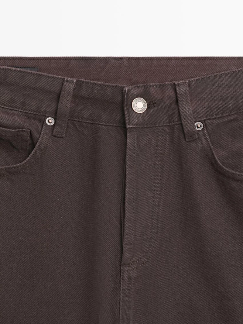 Джинсы с широкими брючинами