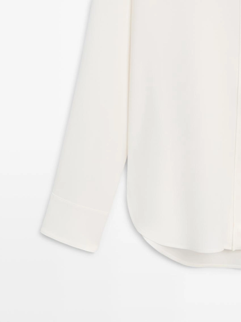 Рубашка свободного кроя с воротником