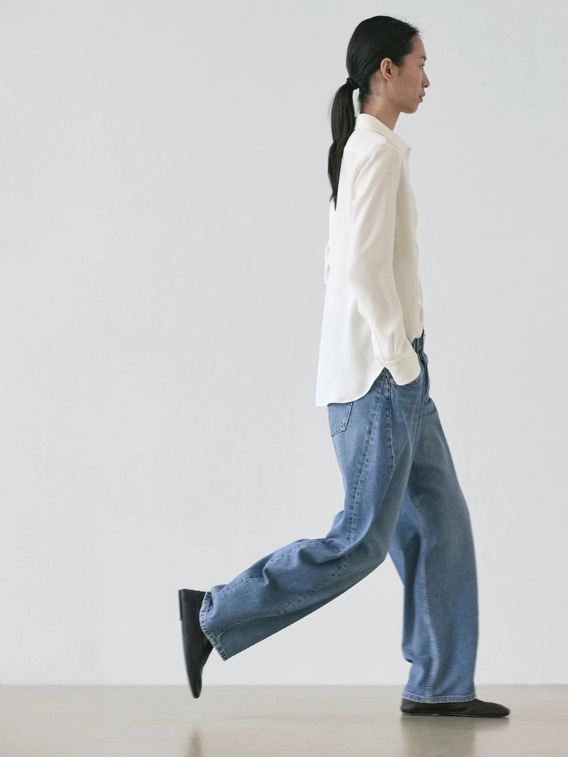 Рубашка свободного кроя с воротником