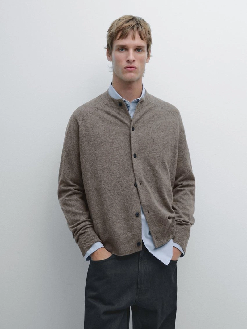 Кардиган с высоким воротником из вязаного трикотажа из шерсти