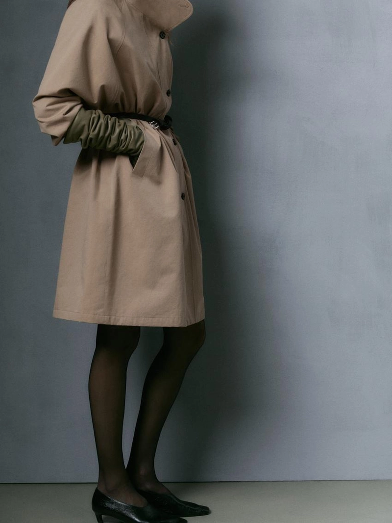 Плащ из 100% хлопка с боковой застежкой