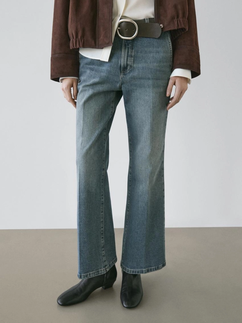 Джинсы белл-боттом средней посадки