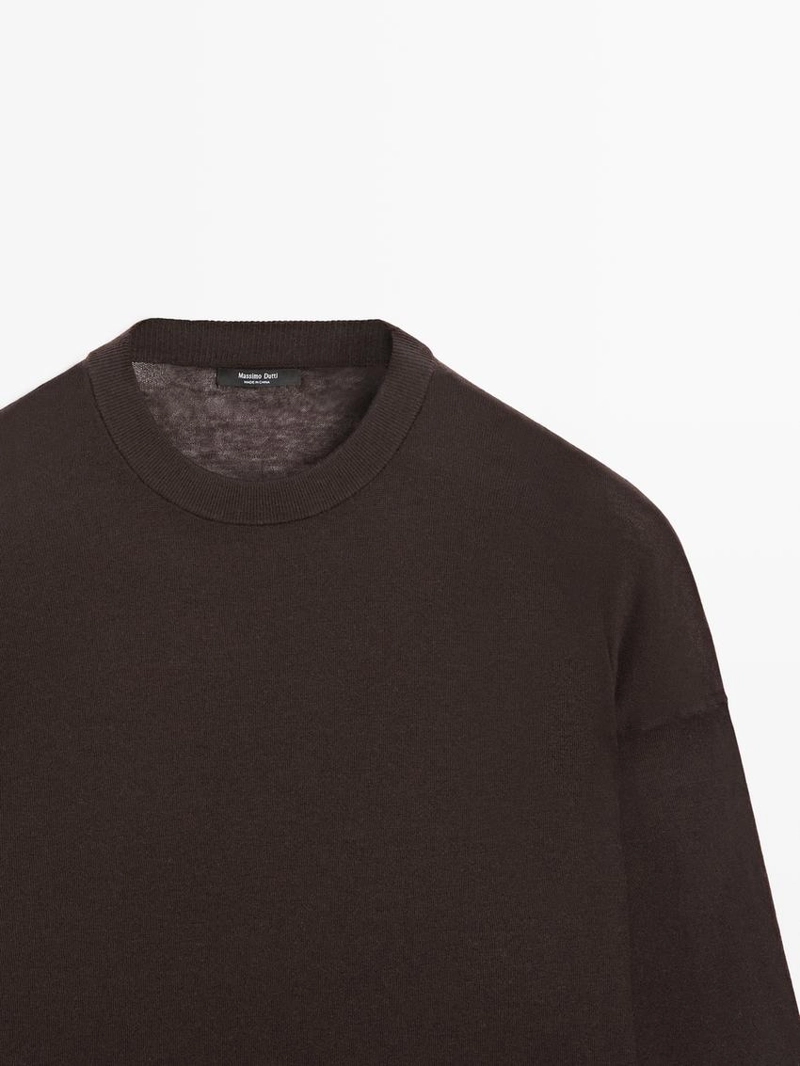 Свитер из шерстяной смеси в стиле оверсайз