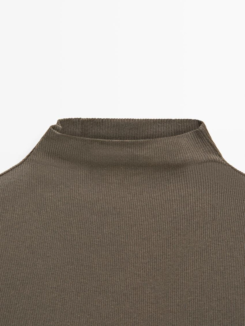 Футболка из ребристого хлопка с длинным рукавом