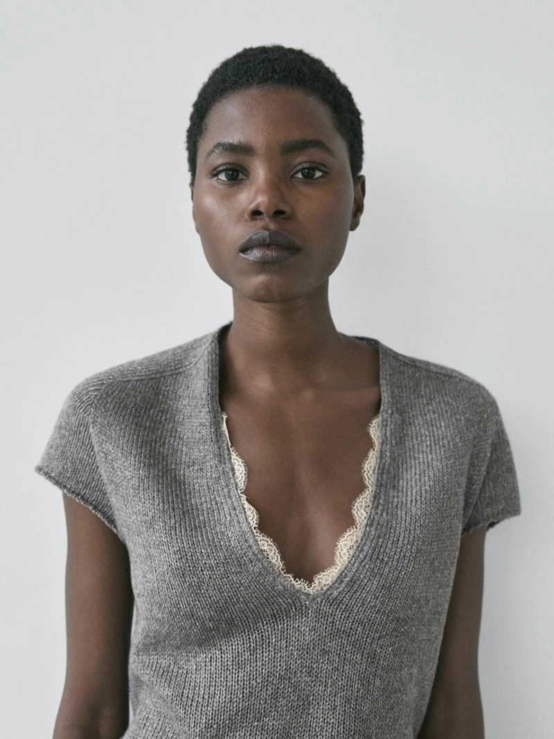 Кофта с короткими рукавами из кружевного вязаного полотна