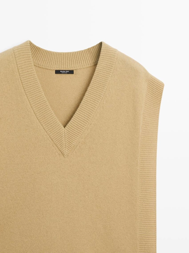 Воротник талией с деталями на завязках