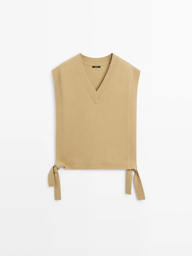 Воротник талией с деталями на завязках