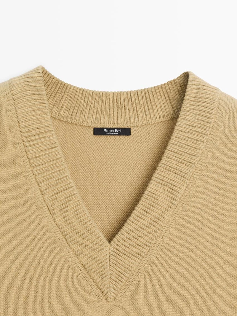 Воротник талией с деталями на завязках