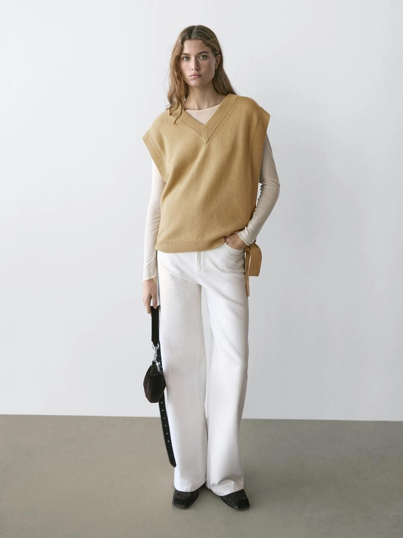 Воротник талией с деталями на завязках