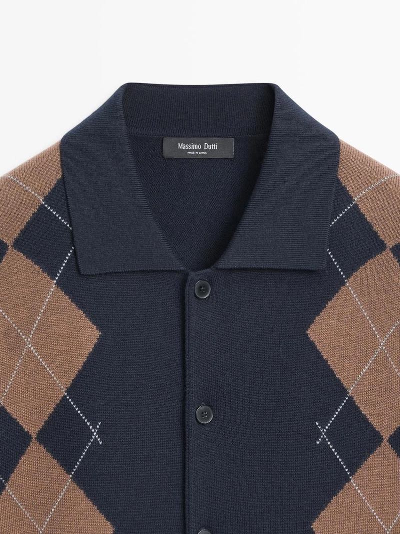 Кардиган из вязаного фактурного трикотажа с аранами из шерсти