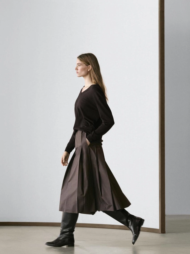 Юбка миди из технической ткани с боковыми складками