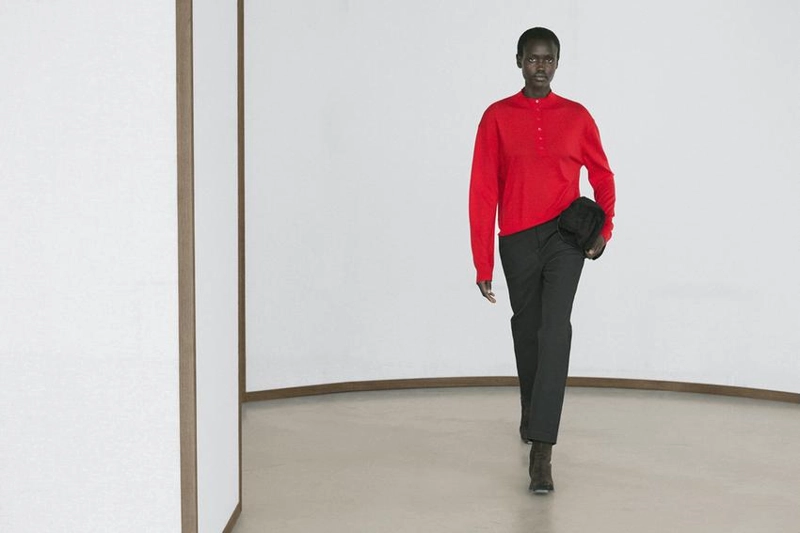 Брюки прямого кроя из технической ткани