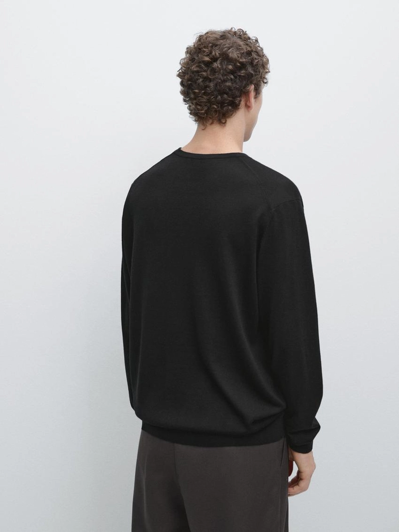 Свитер из мериносовой шерсти