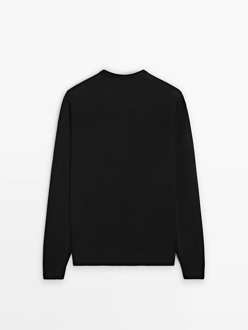 Свитер из мериносовой шерсти