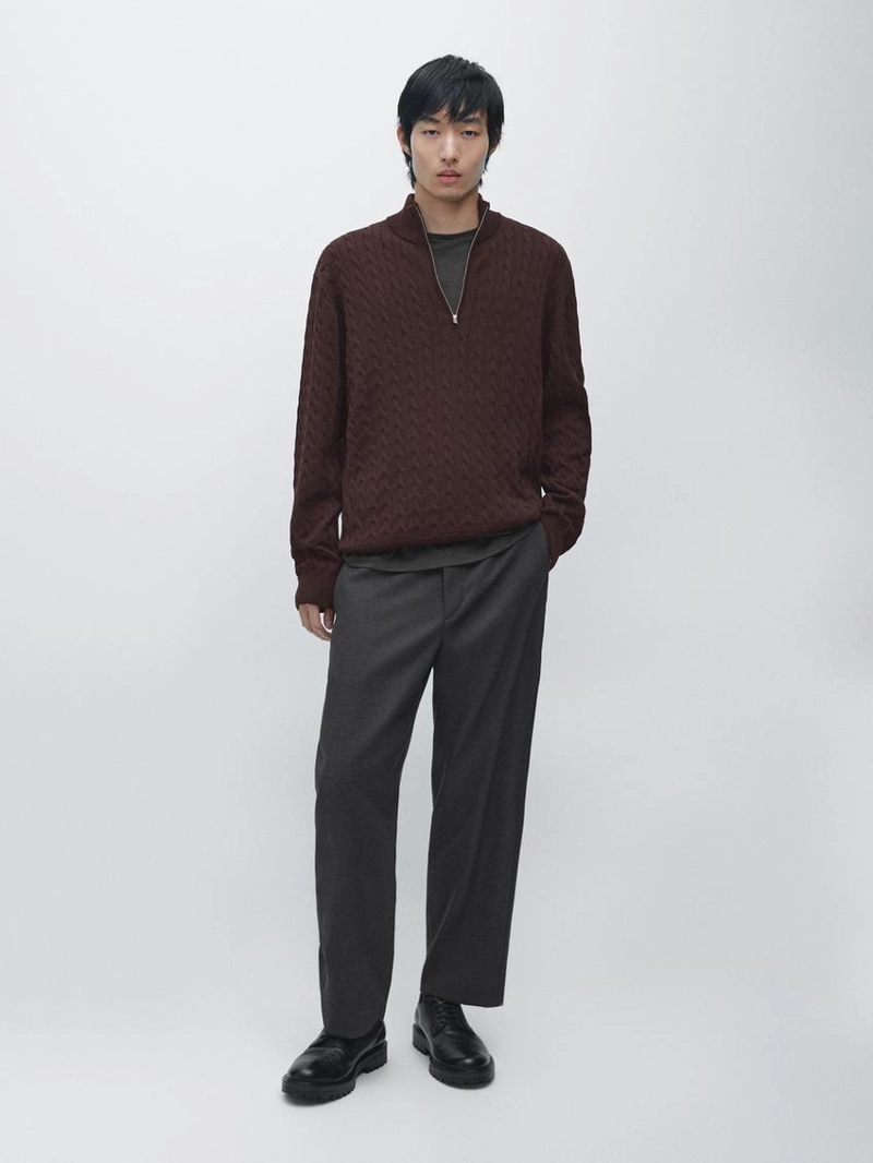 Водолазка из вязаного трикотажа с молнией