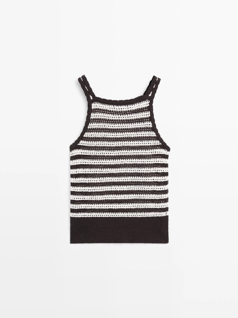 Топ с кружевными вставками и полосатыми деталями