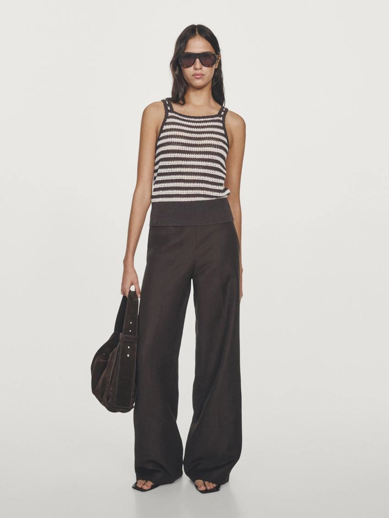 Топ с кружевными вставками и полосатыми деталями