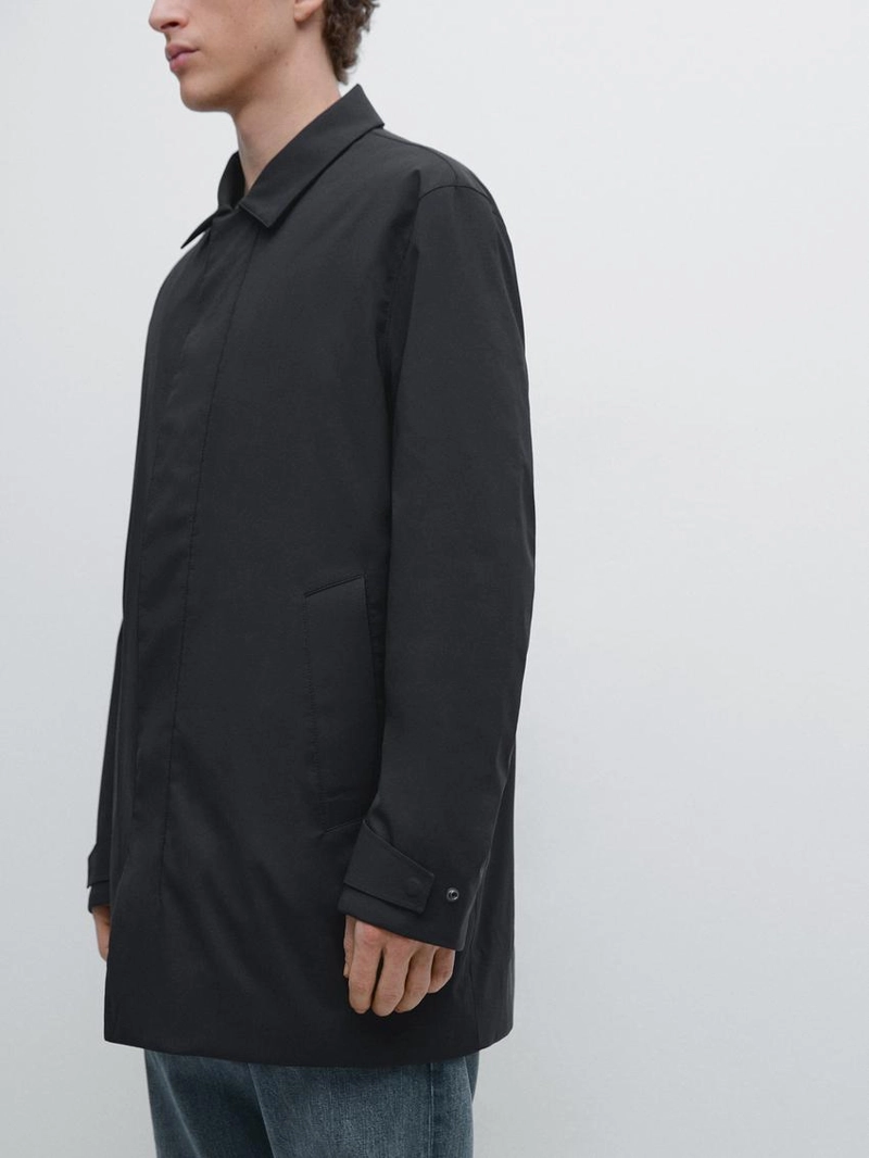 Плащ из водоотталкивающей ткани