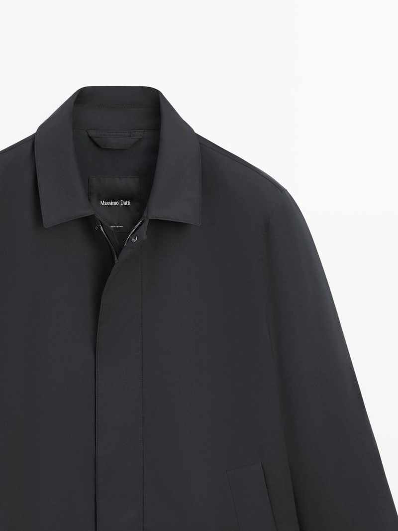 Плащ из водоотталкивающей ткани