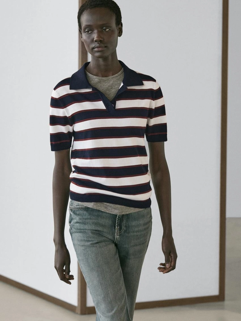 Поло свитер в полоску из вязаного полотна