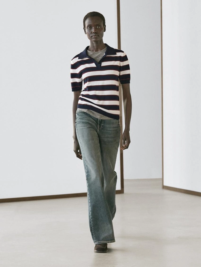 Поло свитер в полоску из вязаного полотна