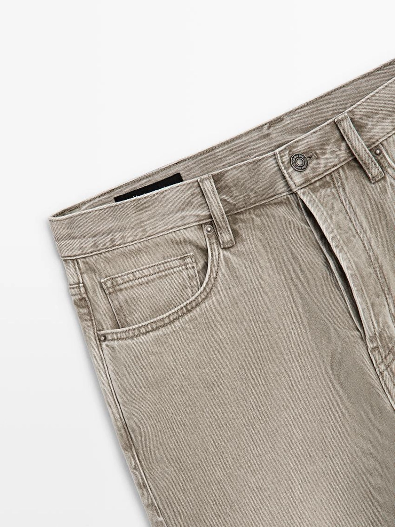 Джинсы прямого кроя