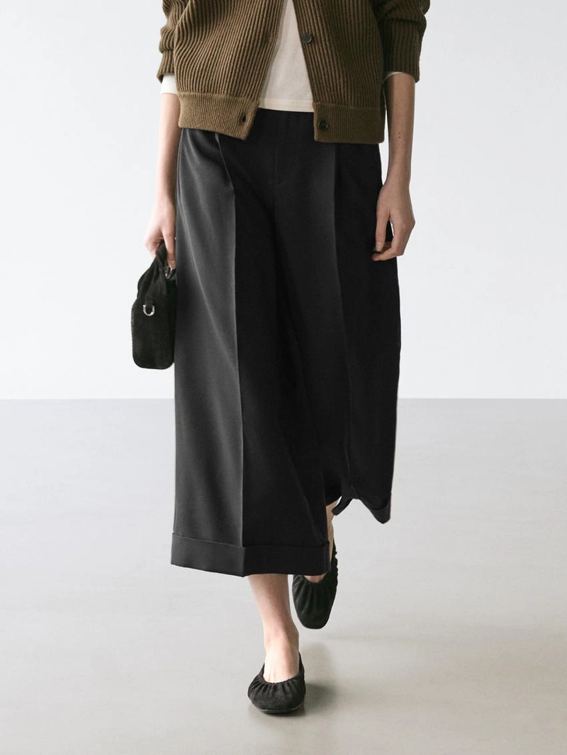 Брюки с линией ластовицы из текстиля с эффектом плиссировки