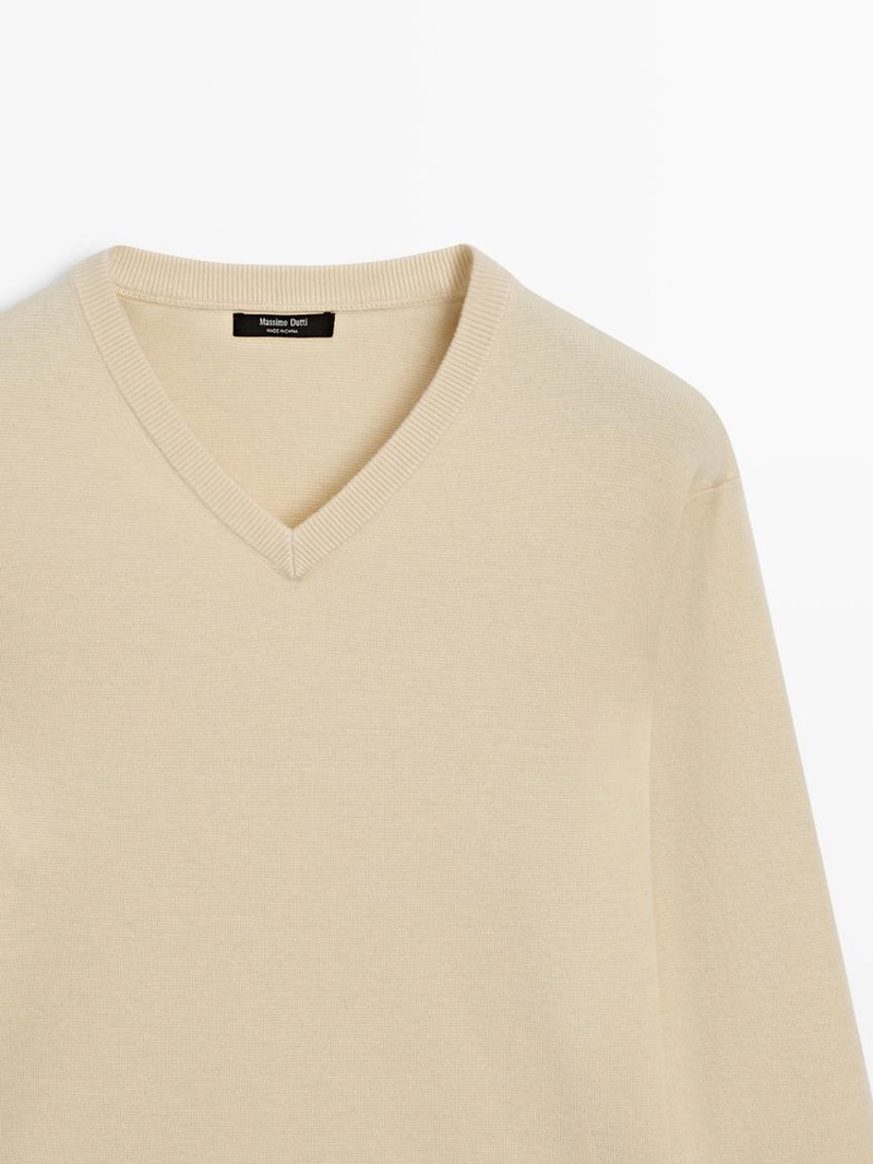 Водолазка из вязаного полотна