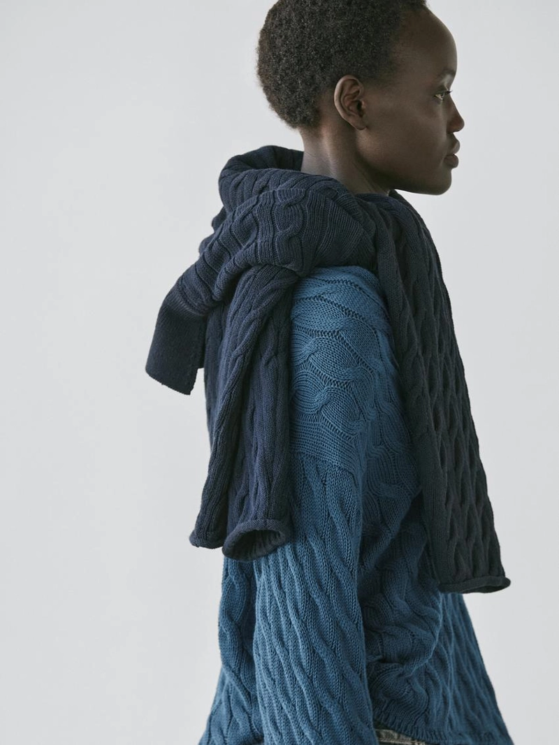 Свитер из смесовой хлопковой пряжи с узловыми деталями