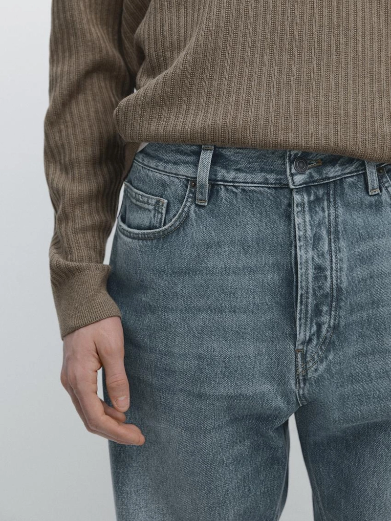 Джинсы прямого кроя