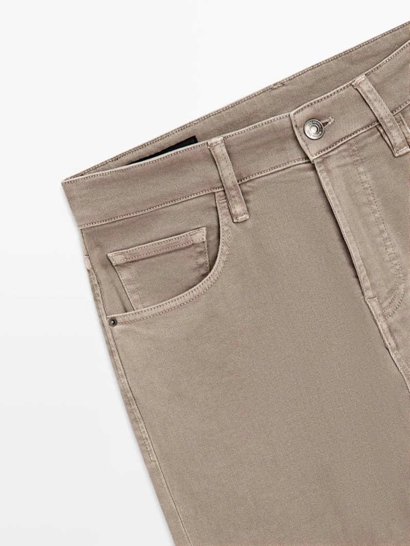 Джинсы суженого кроя