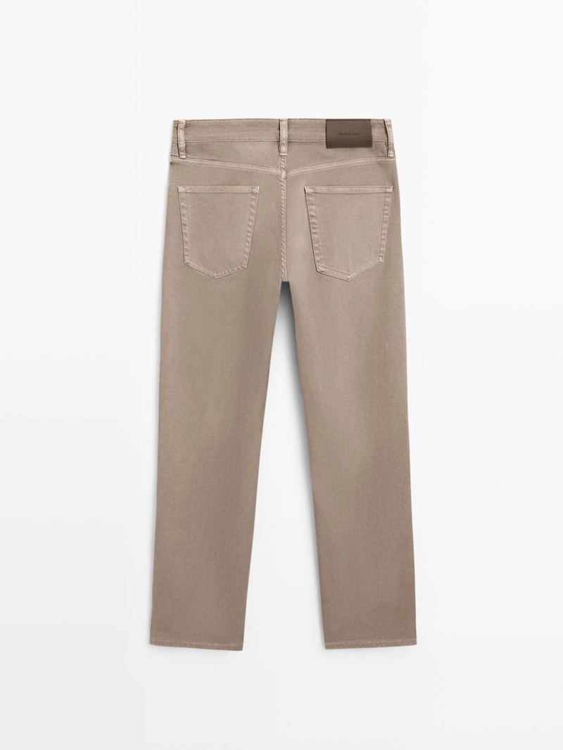 Джинсы суженого кроя