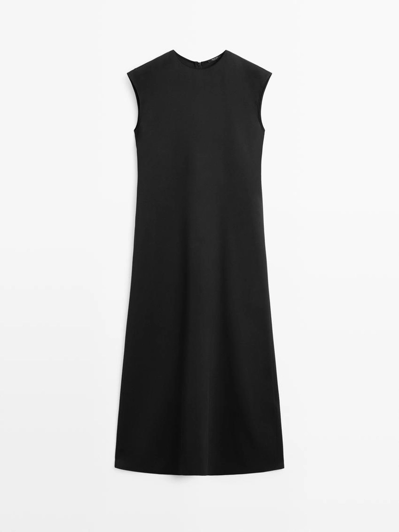 Платье с короткими рукавами