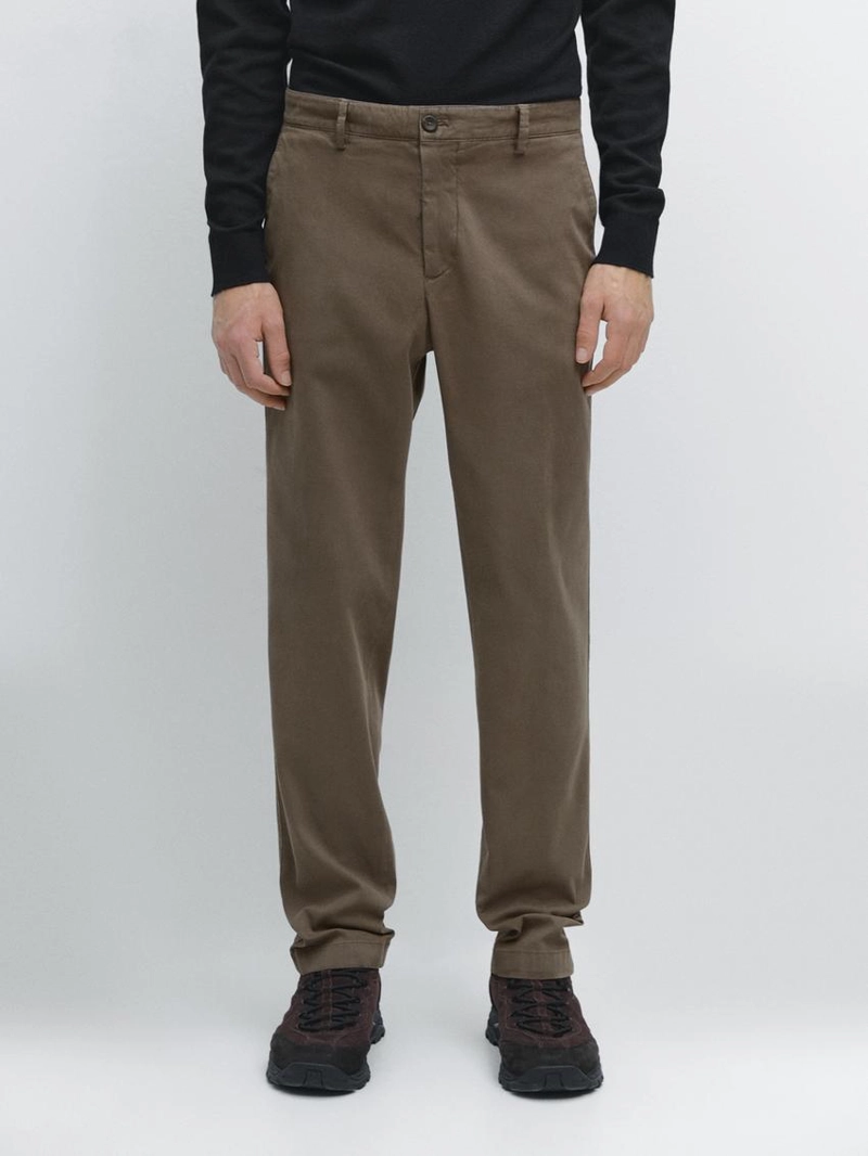 Брюки slim-fit с микротекстурой