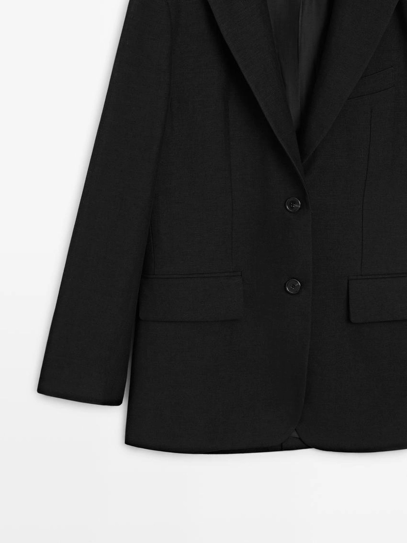 Льняной пиджак с деталями на лацканах