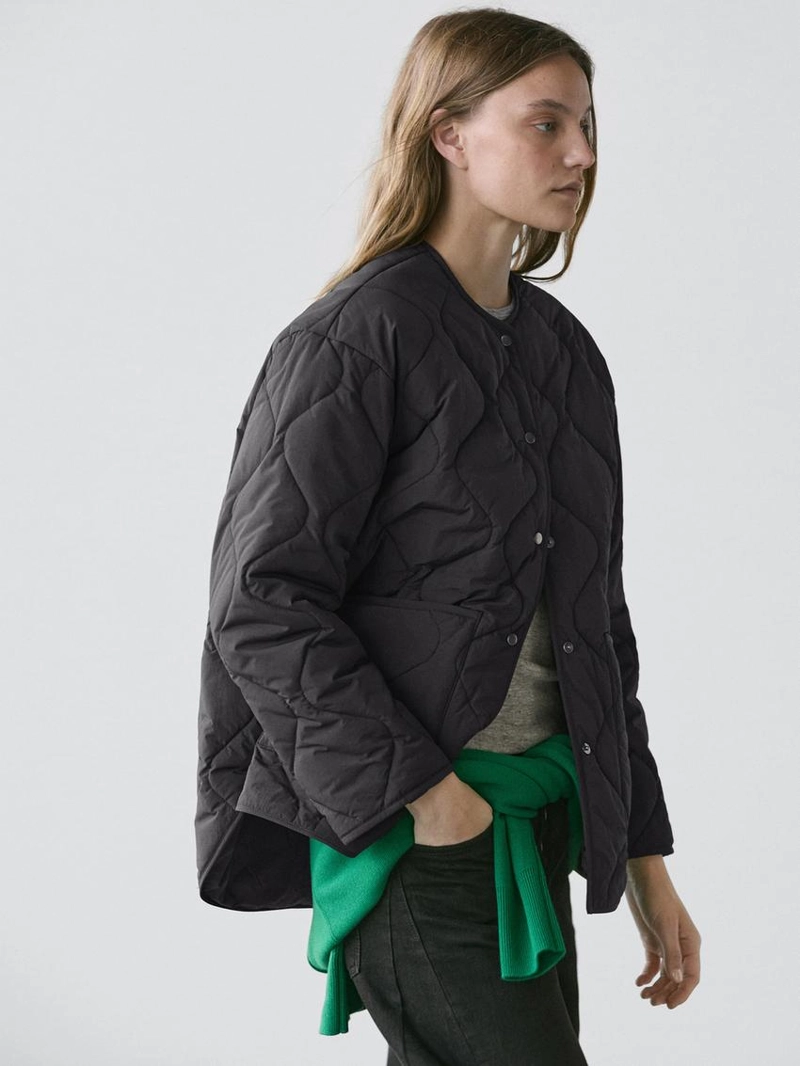 Куртка-пончо с орнаментом стежки