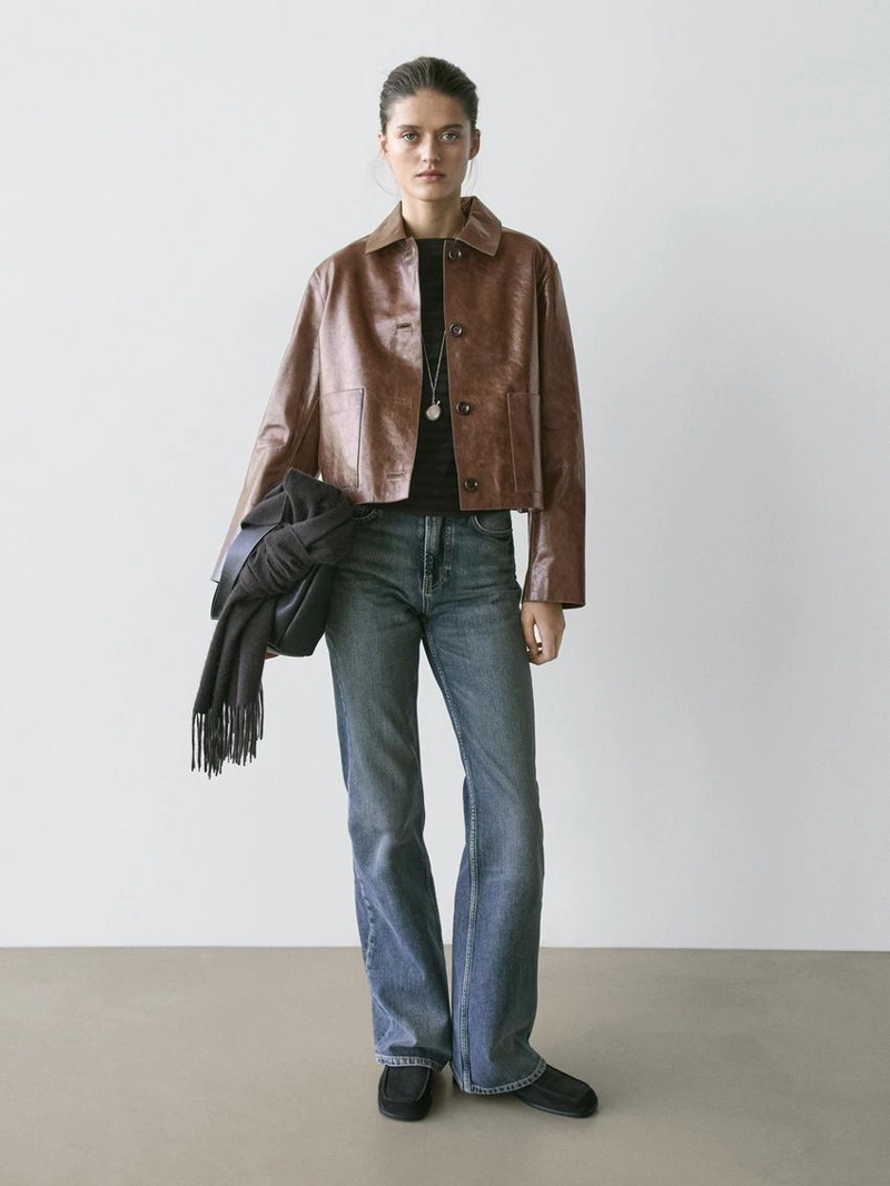 Укороченная куртка из натуральной кожи